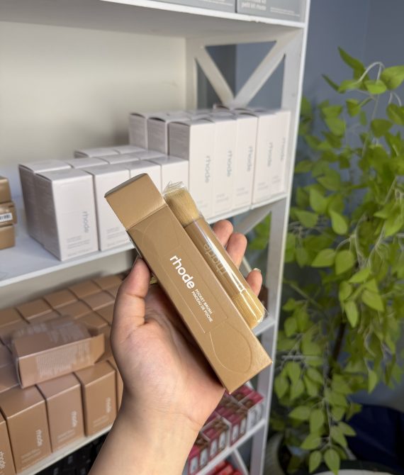 Rhode Blush Brush