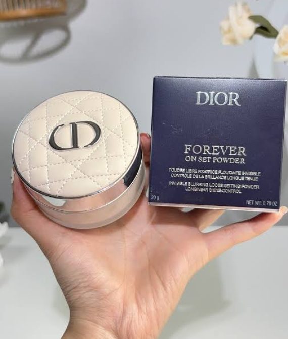 Dior Loose Powder 001